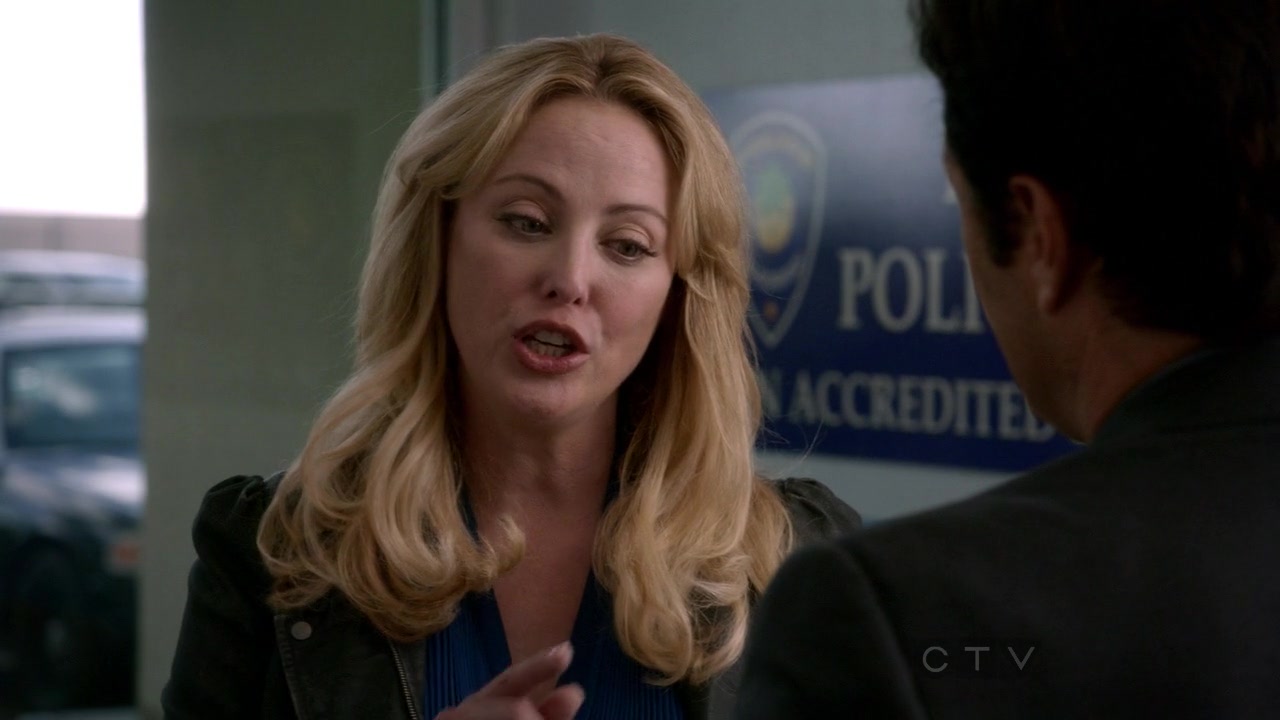ScreenCaps_1x07-79.jpg