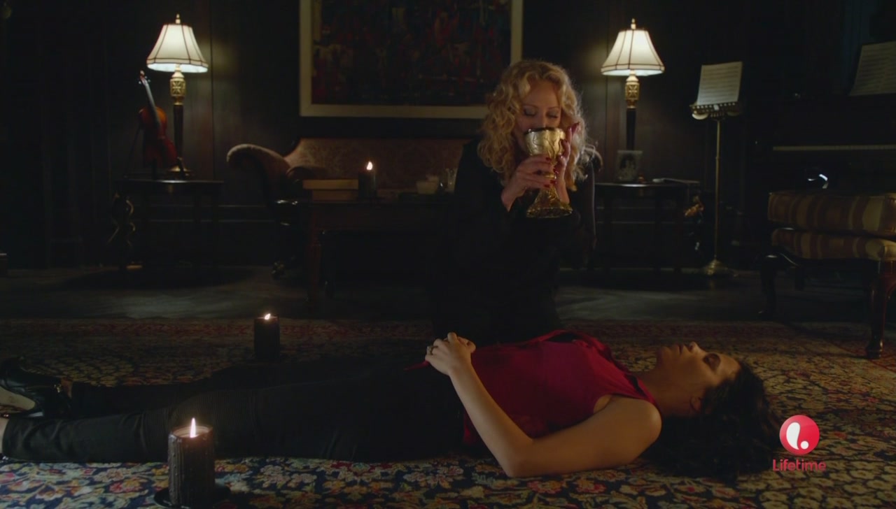 Caps_Ep1x08-105.jpg