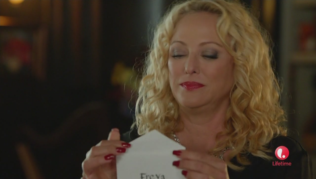 Caps_Ep1x08-27.jpg Caps_Ep1x08-27.jpg