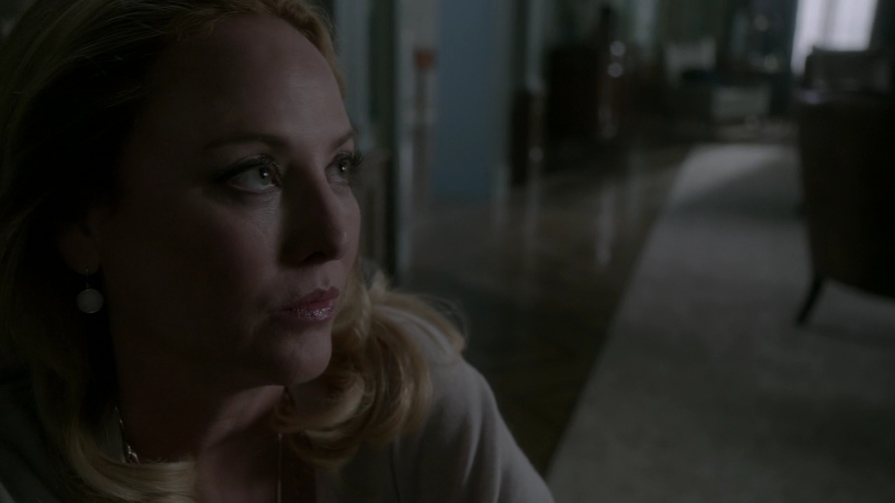 Ep1x10-90.jpg