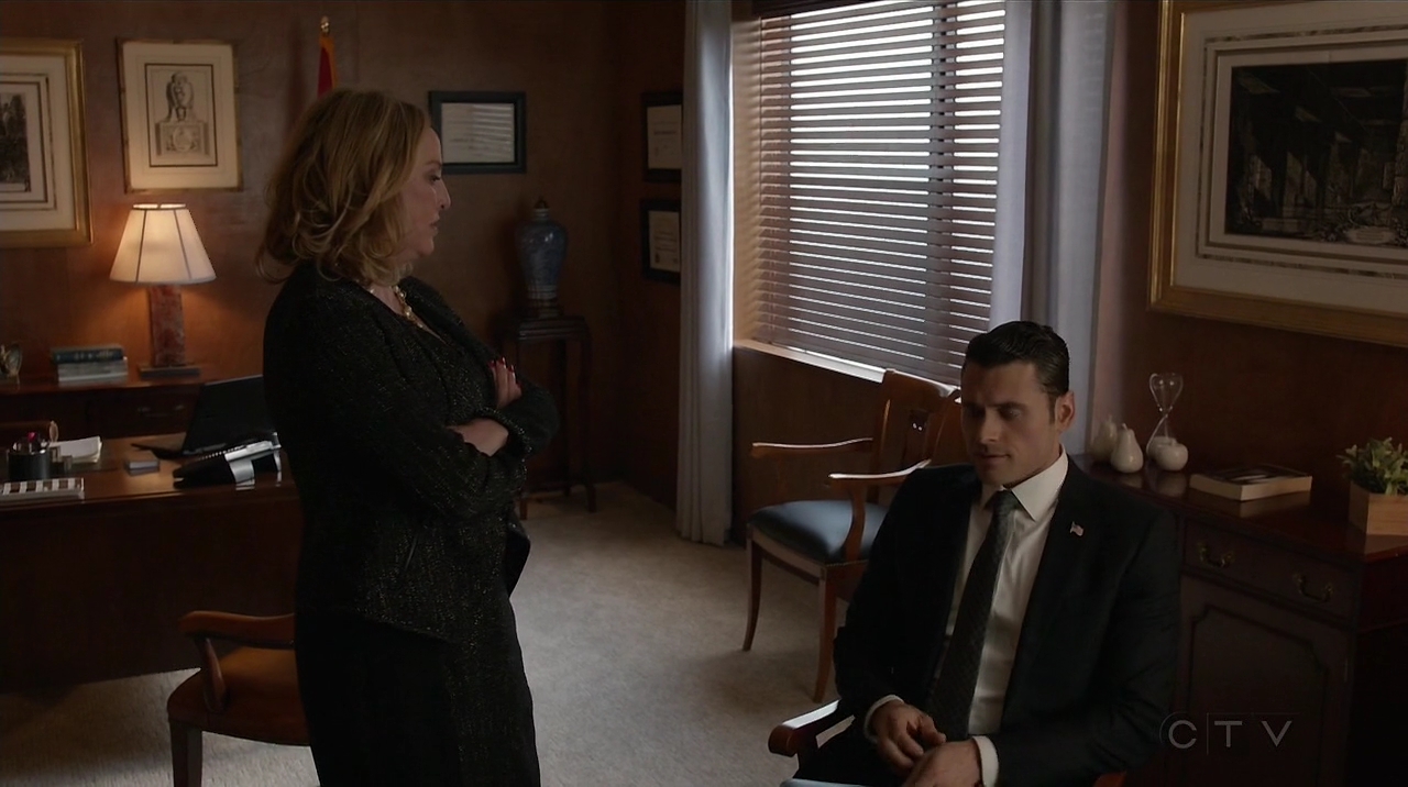 Ep1x17-8.jpg Ep1x17-8.jpg
