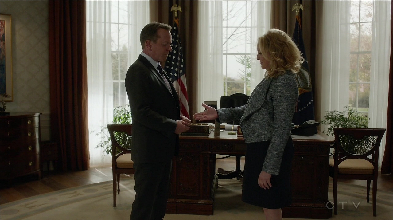 Ep1x19-235.jpg