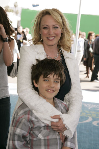Public2005_ISAArrivals-32.jpg