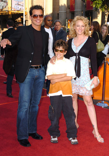 Public2005_WaroftheWorldsPremiere-33.jpg