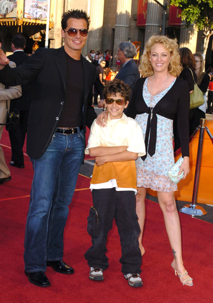 Public2005_WaroftheWorldsPremiere-38.jpg