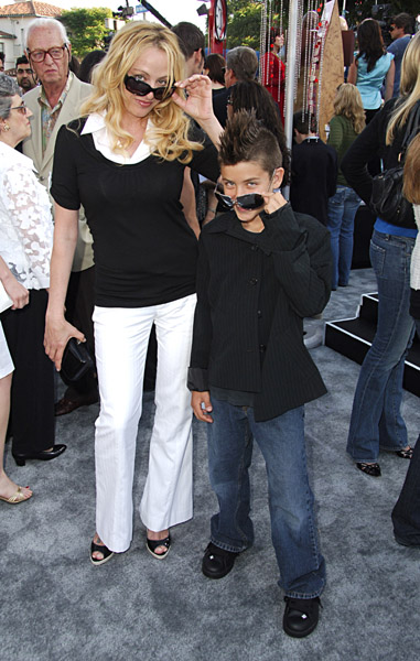 Public2006_SupermanReturnsPrem-48.jpg Public2006_SupermanReturnsPrem-48.jpg