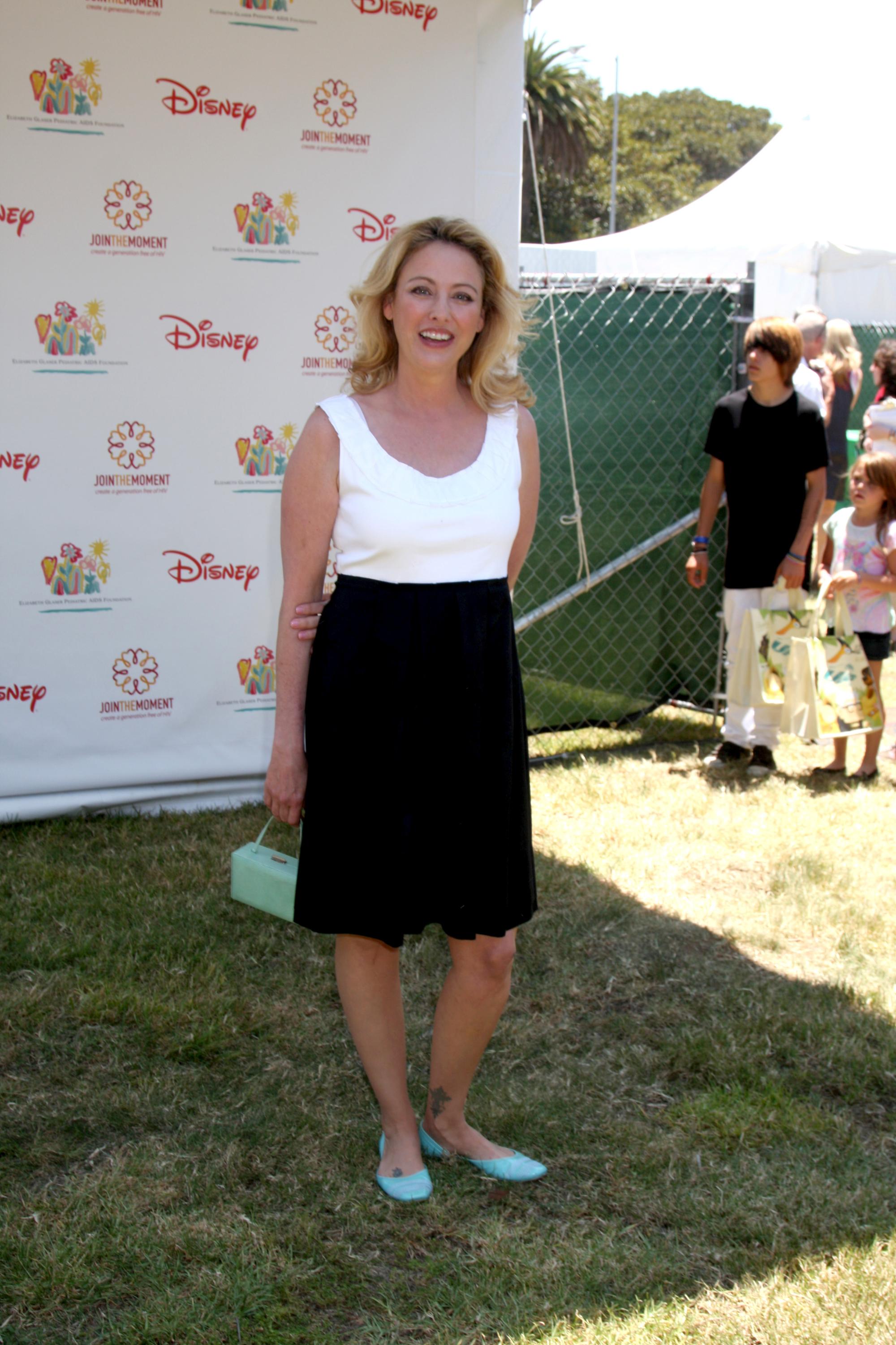 Public2009_ElizabethGlaser-0052.jpg