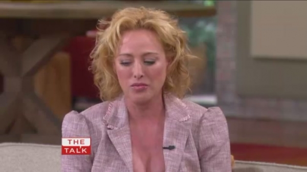 TalkShows2011_TheTalk_March09-143.jpg