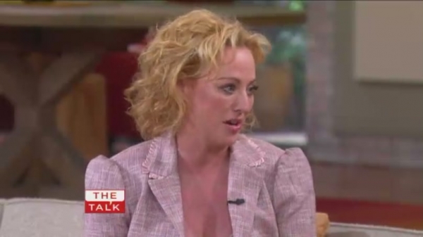 TalkShows2011_TheTalk_March09-60.jpg