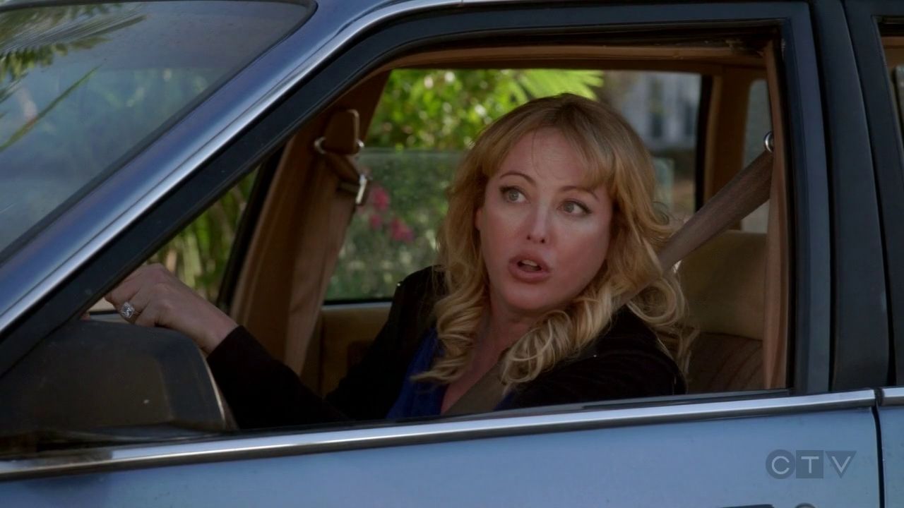 ScreenCaps_1x01-215.jpg ScreenCaps_1x01-215.jpg