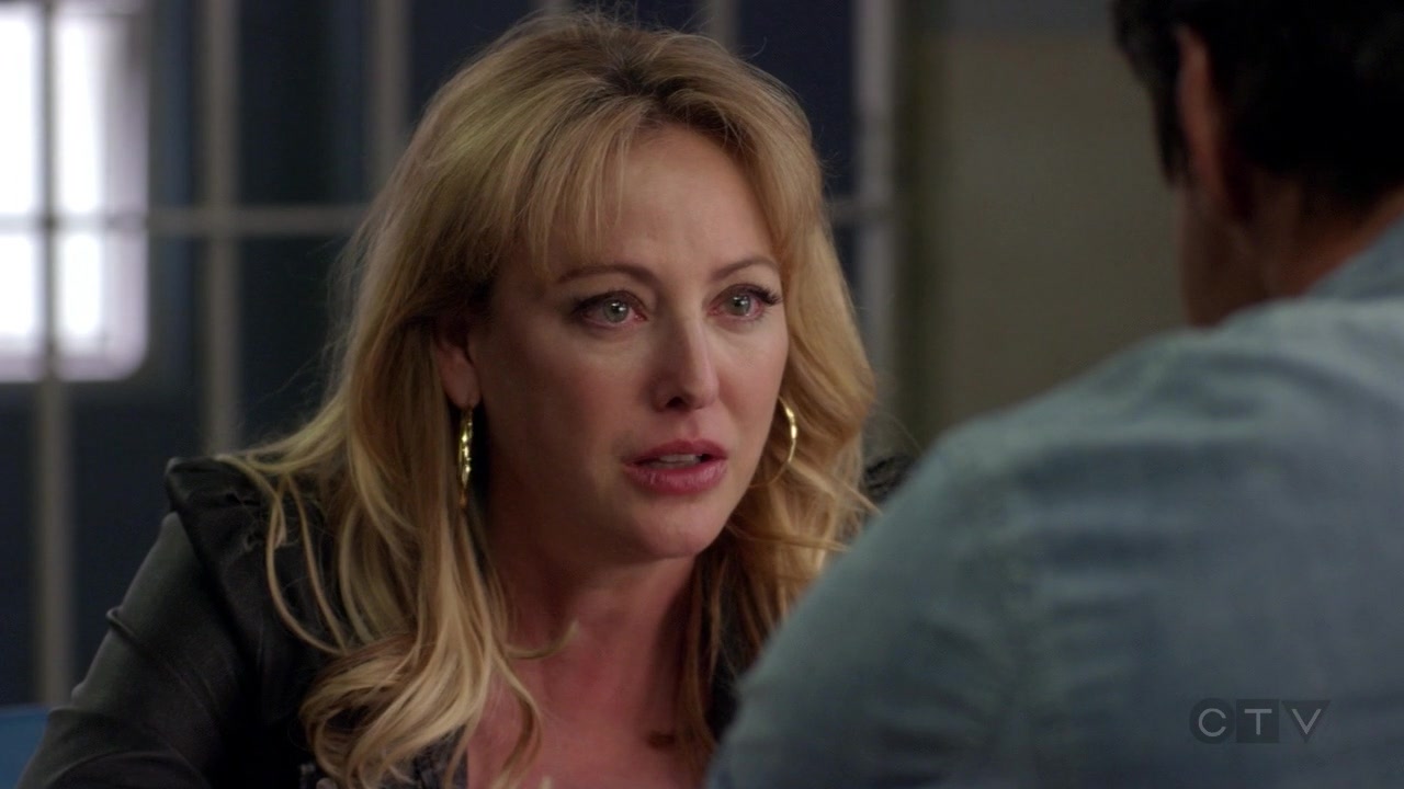 ScreenCaps_1x03-503.jpg