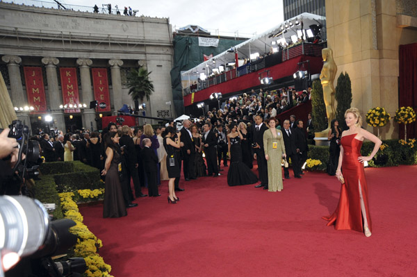 Public2009_Oscar_Arrivals-56.jpg